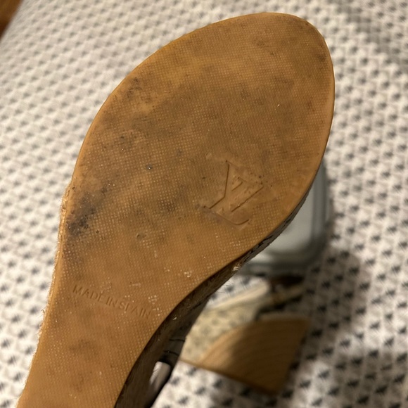 Vintage Louis Vuitton wedges (100% Authentic) - Picture 6 of 6